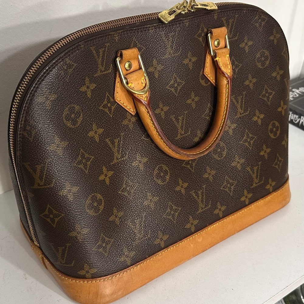 Louis Viutton Alma Pm Coated Canvas